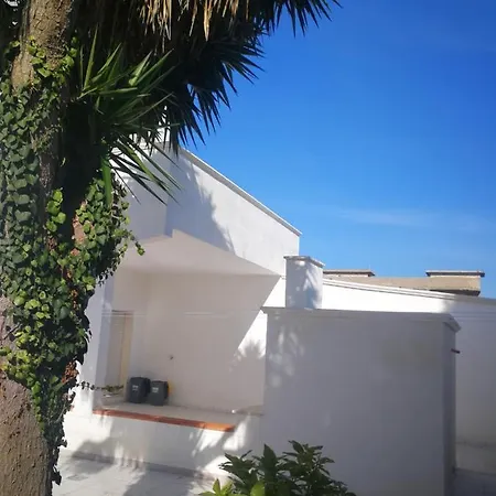 Ninnihouses Szálloda