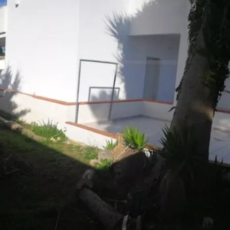 Ninnihouses